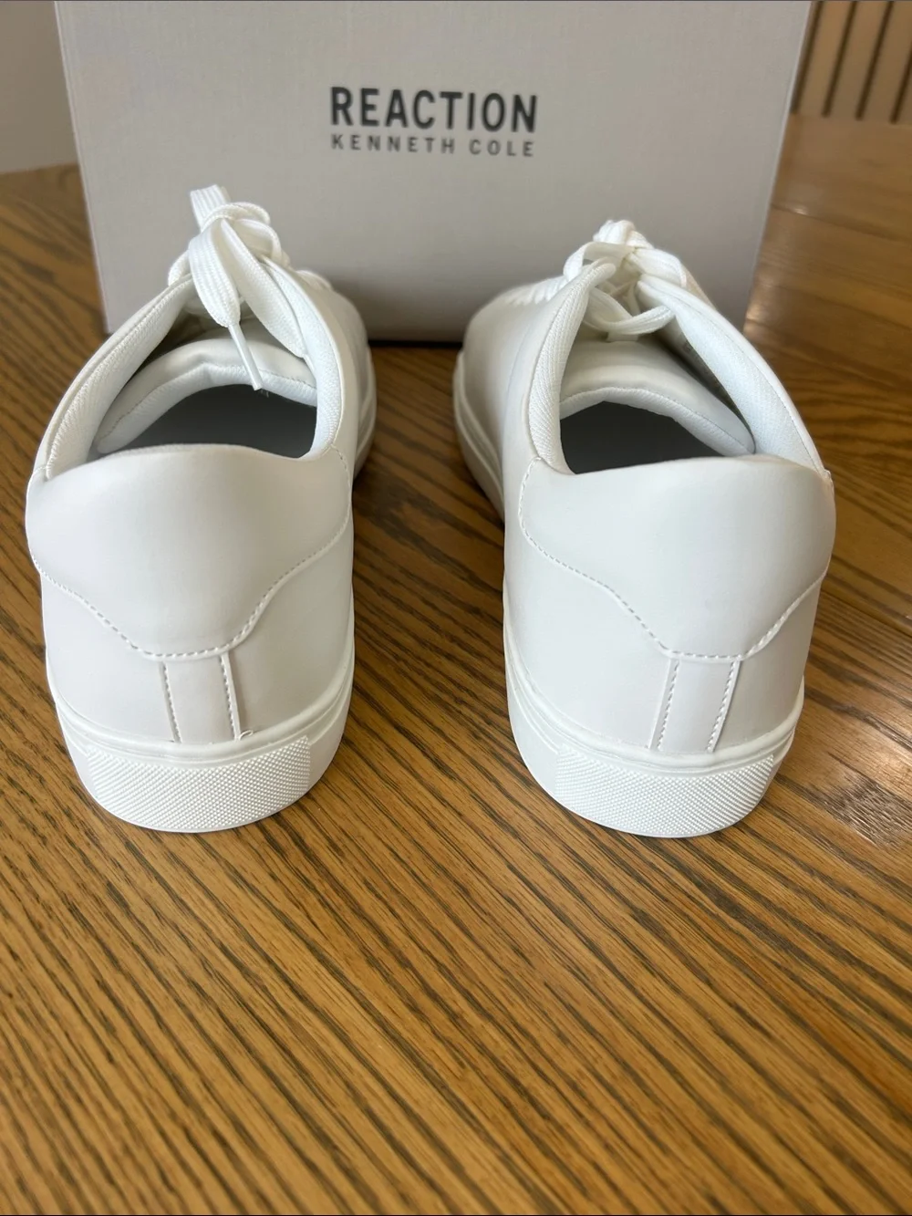 Reaction Kenneth Cole Javon Low-top sneaker, Ivory, size 12, NIB